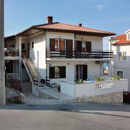 Double Room Vrbnik 5301B 외부 사진